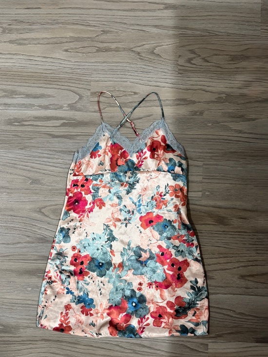 Midnight Bakery Other - Midnight Bakery Floral Slip Cami With Lace Detail Woman’s Size Small